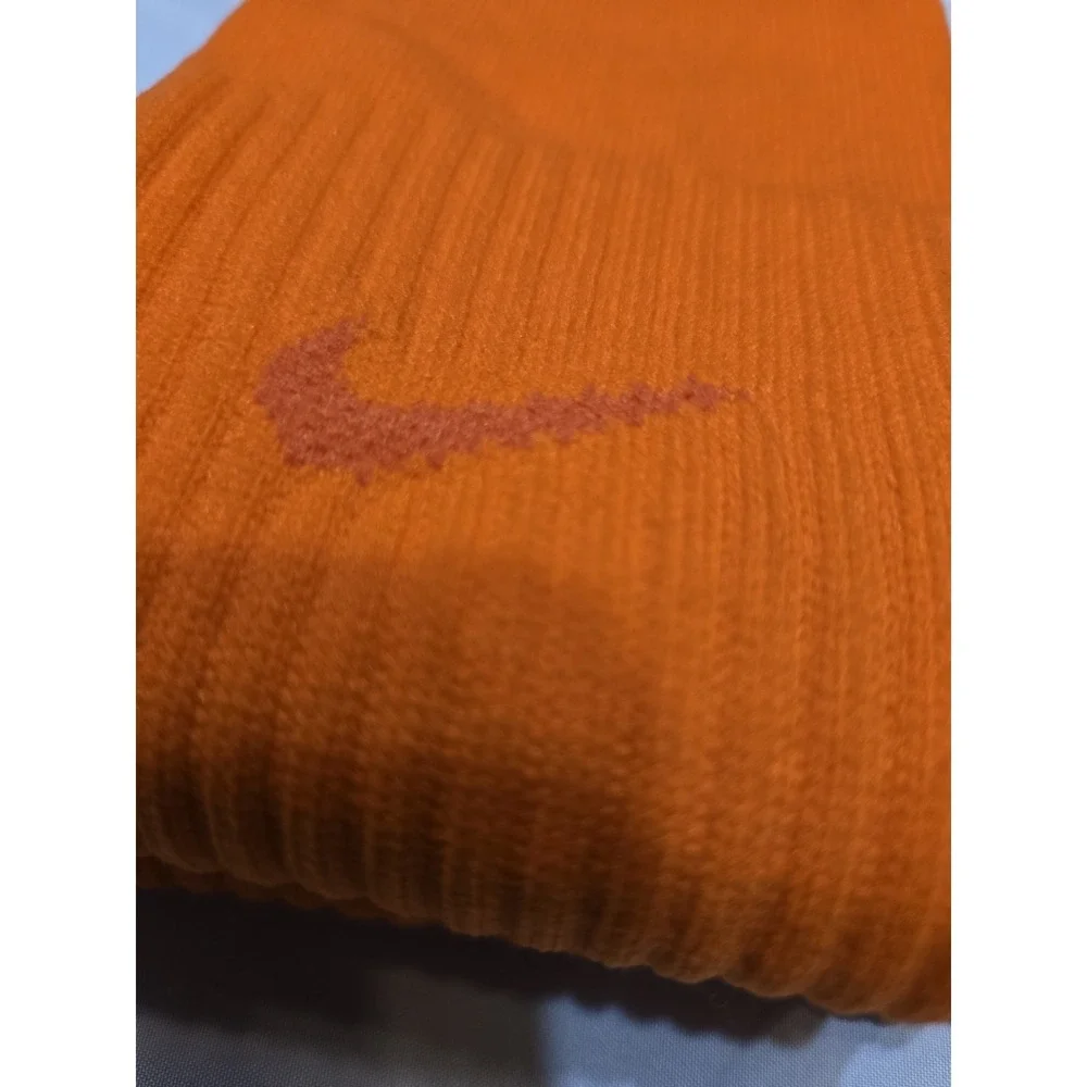 Nike Classic Cushioned Dri-Fit Knee High Soccer Socks Unisex M 6-8 W 6-10 Orange